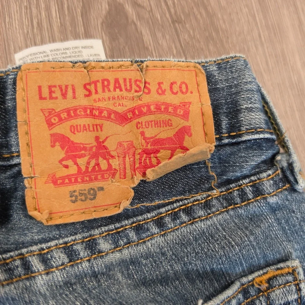 Levis levi 559